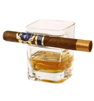 Ποτήρι για ρούμι και ουίσκι με στήριγμα πούρου