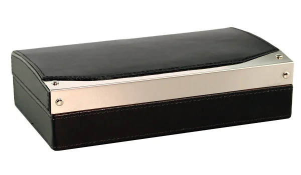 Ταξιδιωτικός υγραντήρας πούρων μαύρο δέρμα με πουροκόφτη