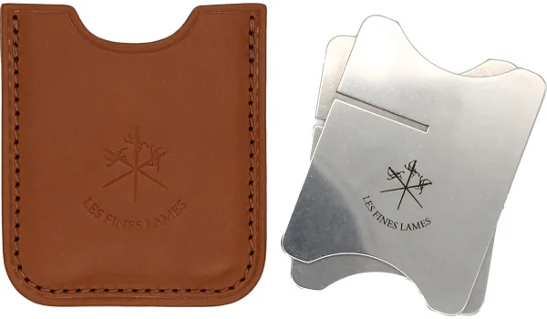 Πάγκος για πούρα Les Fines Lames με δερμάτινη θήκη σε χρώμα μπεζ